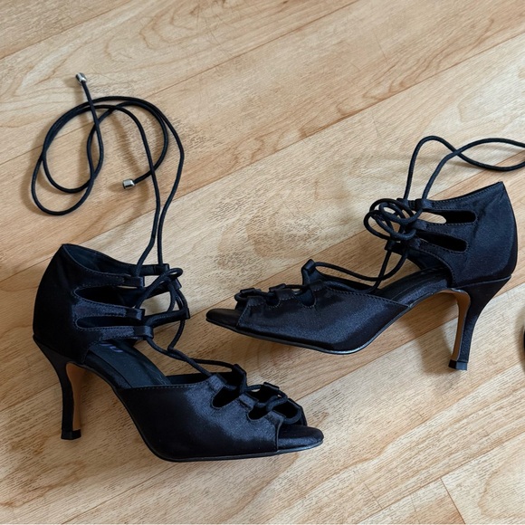 Elegant Satin Black Heels - Picture 1 of 10